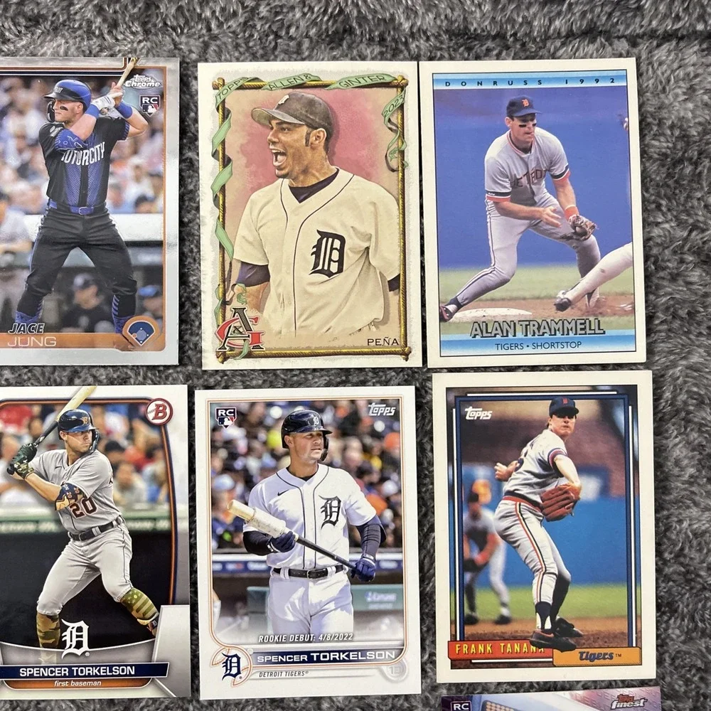 Detroit Tigers Baseball 37 Card Lot -‎ Stars, Rookies, Inserts, Parallels